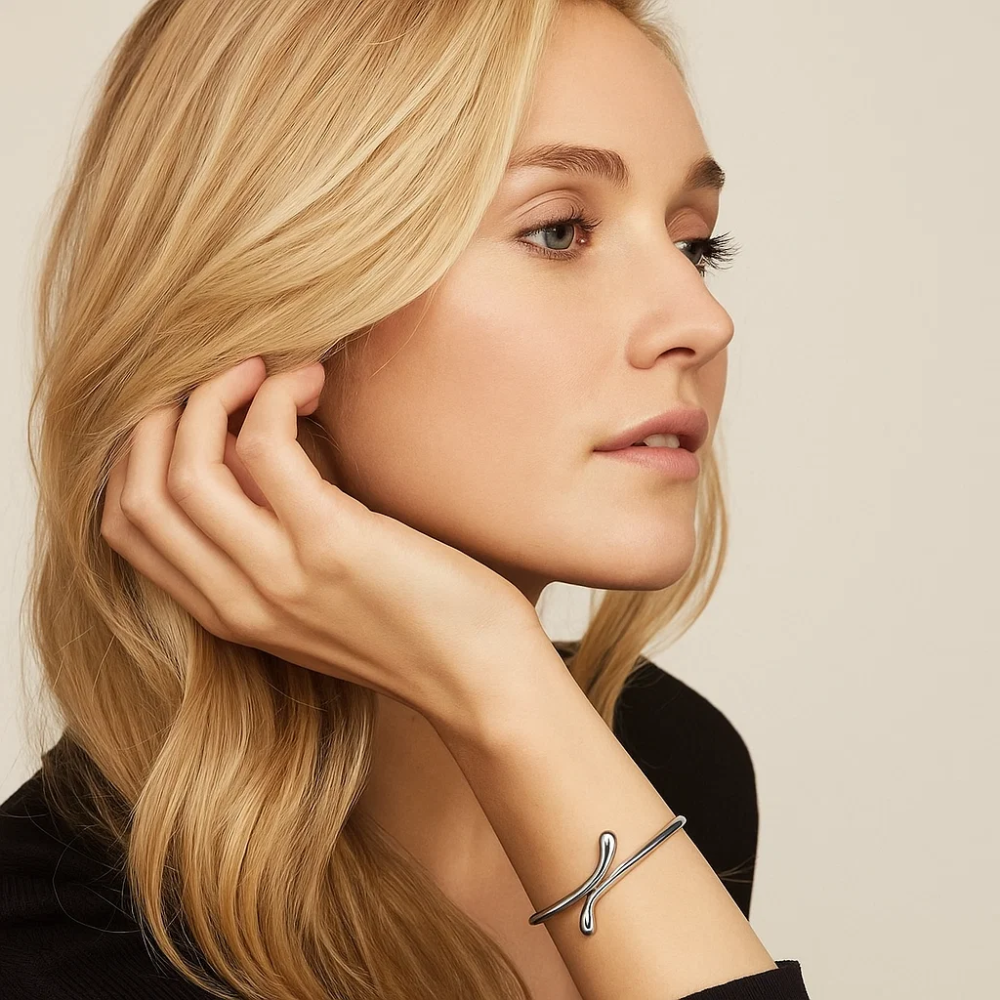 Silver Teardrop Bangle Bracelet