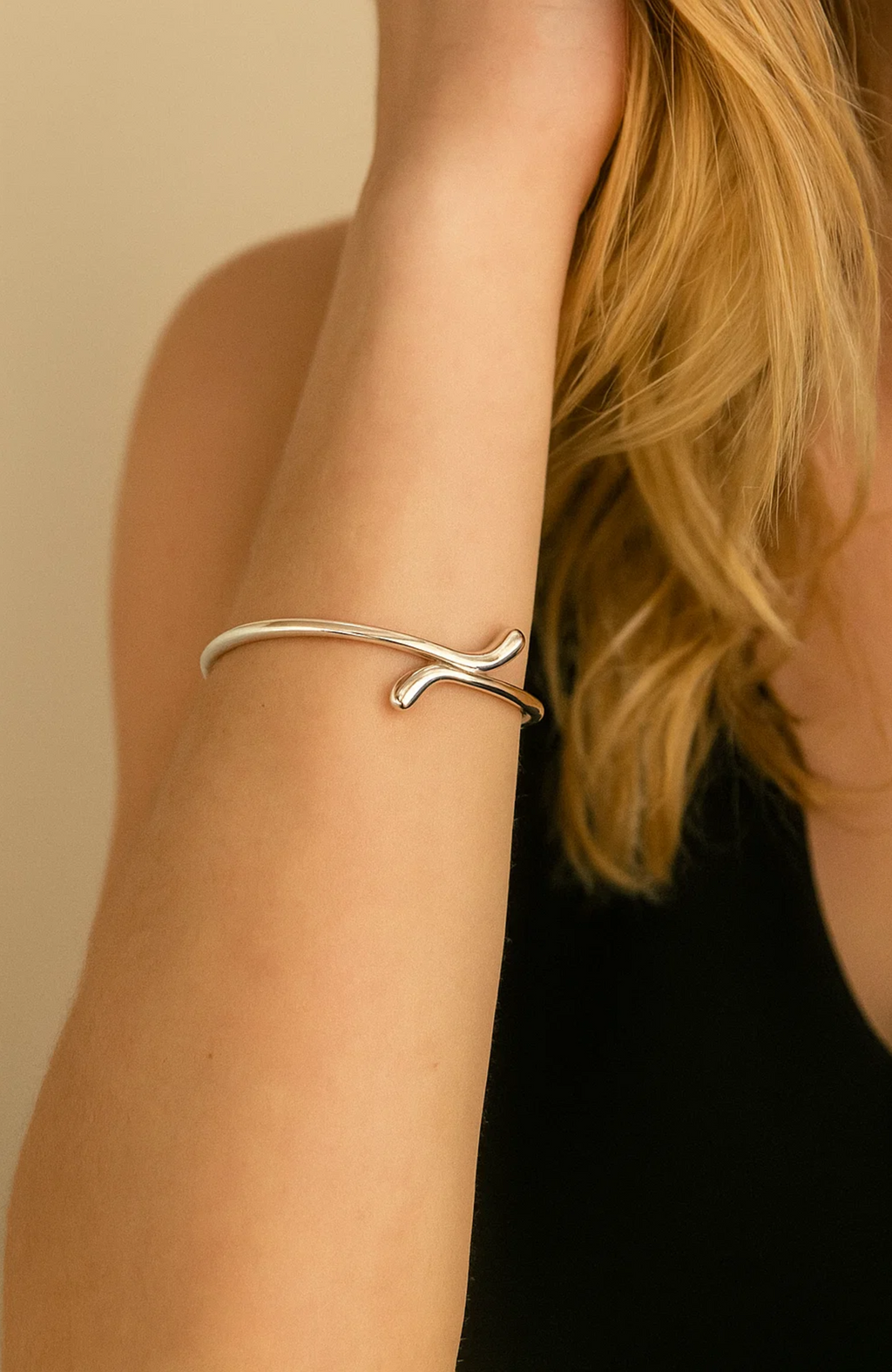 Silver Teardrop Bangle Bracelet