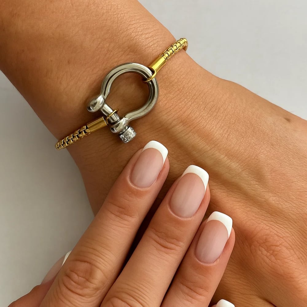 Lucky Lock Horseshoe Bracelet